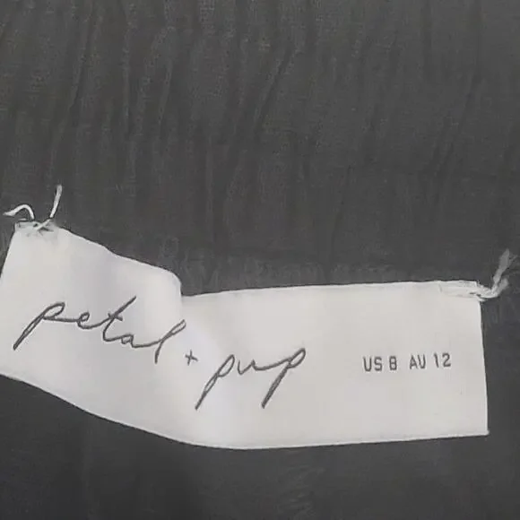 Petal & Pup Chelsey Linen blend shorts women black Size 8 resort wear vacation - Picture 9 of 11